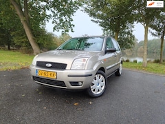 Ford Fusion - 1.4-16V Automaat|APK 8 oktober 2026| KM 121.045|
