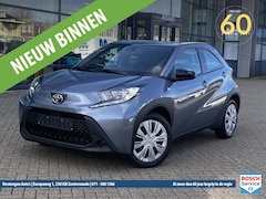 Toyota Aygo X - 1.0 VVT-i MT 72pk S-CVT