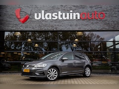 Volkswagen Golf - 1.5 TSI Highline Business R , Trekhaak, Carplay,