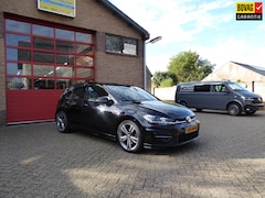 Volkswagen Golf - 1.5 TSI Highline Business R