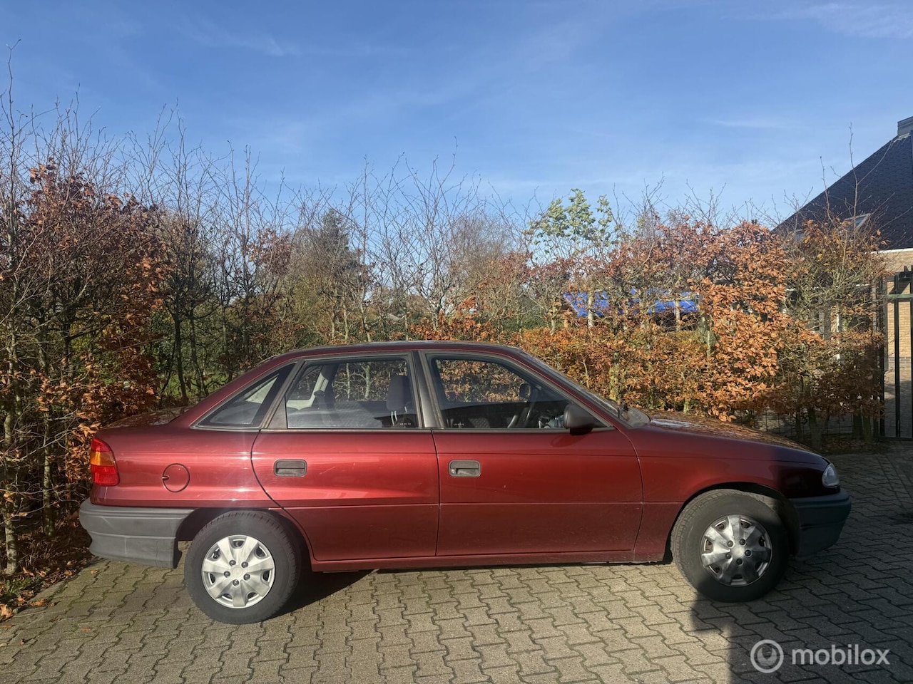 Opel Astra Wagon - 1.4i GL 98.000 km origineel Nederlands - AutoWereld.nl