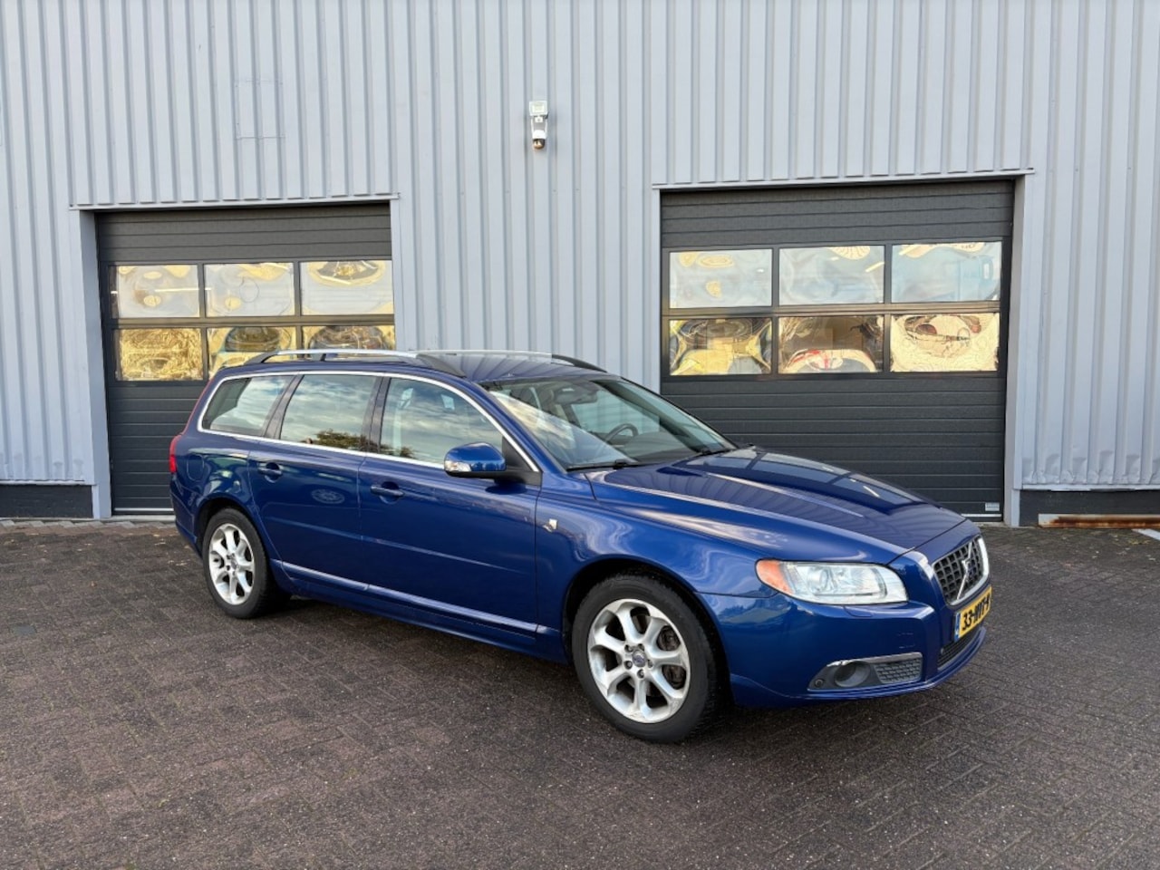 Volvo V70 - 2.5T Ocean Race Xenon I Leer I Navi I Youngtimer - AutoWereld.nl