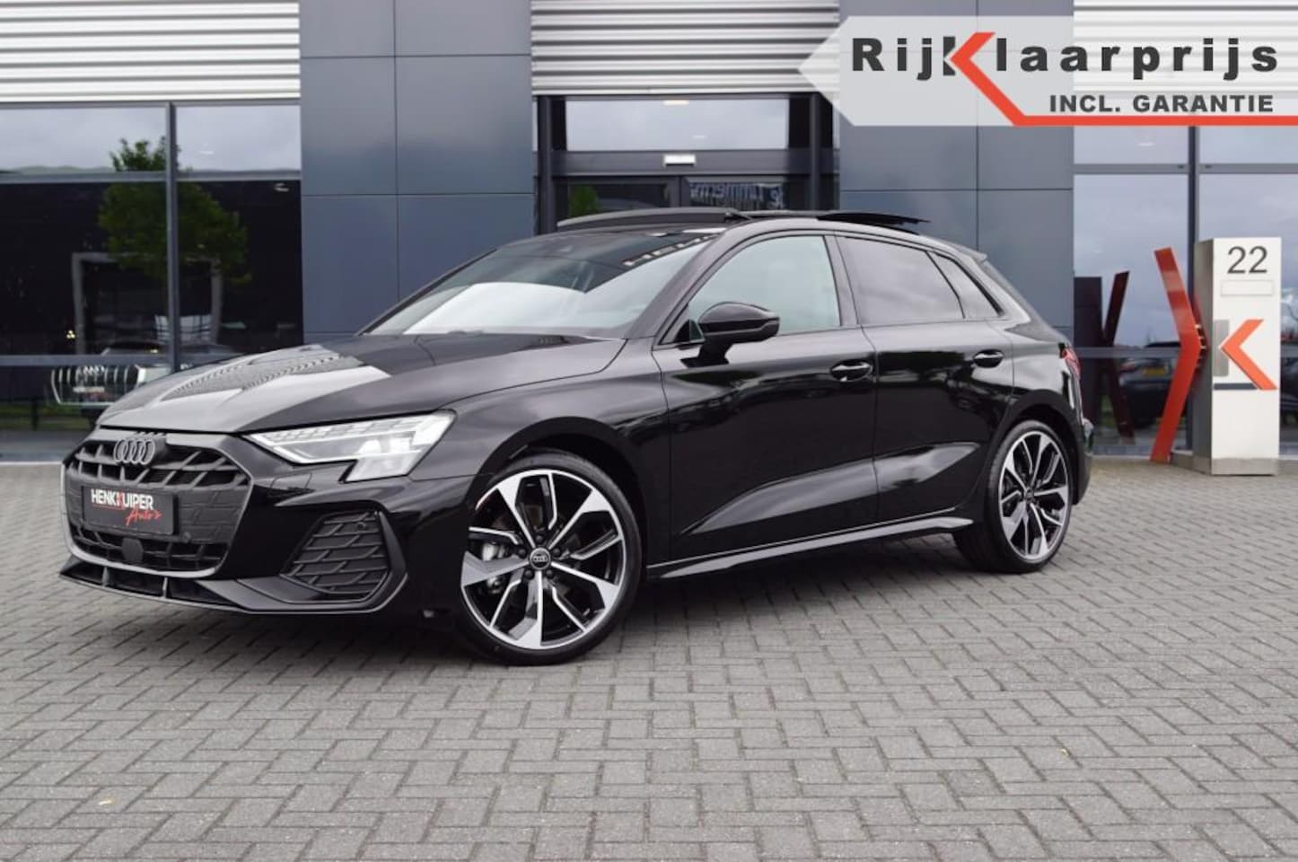 Audi A3 Sportback - Sportback 35 TFSI S-Tronic S-Line facelift/ Panodak/ 19Inch LM/Camera - AutoWereld.nl