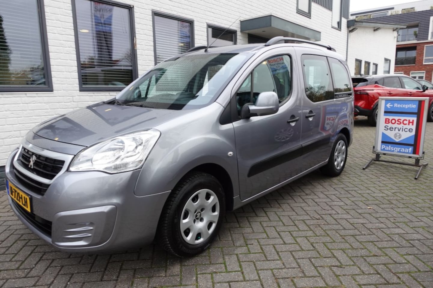 Peugeot Partner Tepee - TEPEE ACTIVE 1.2 PURETECH 110 - AutoWereld.nl