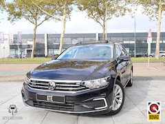 Volkswagen Passat Variant - GTE 1.4 TSI PHEV 218PK | Panodak | Virtual | Achteruitrijcamera | Elektrische kofferklep |