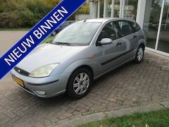 Ford Focus - 1.6-16V Futura