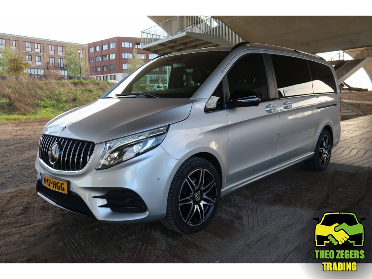 Mercedes-Benz V-klasse - 300d 4-M Lang Dubbel Cabine Avantgarde Edition - AutoWereld.nl