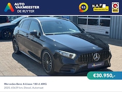 Mercedes-Benz A-klasse - 180 d AMG | Widescreen | Camera | Sfeer | Carplay