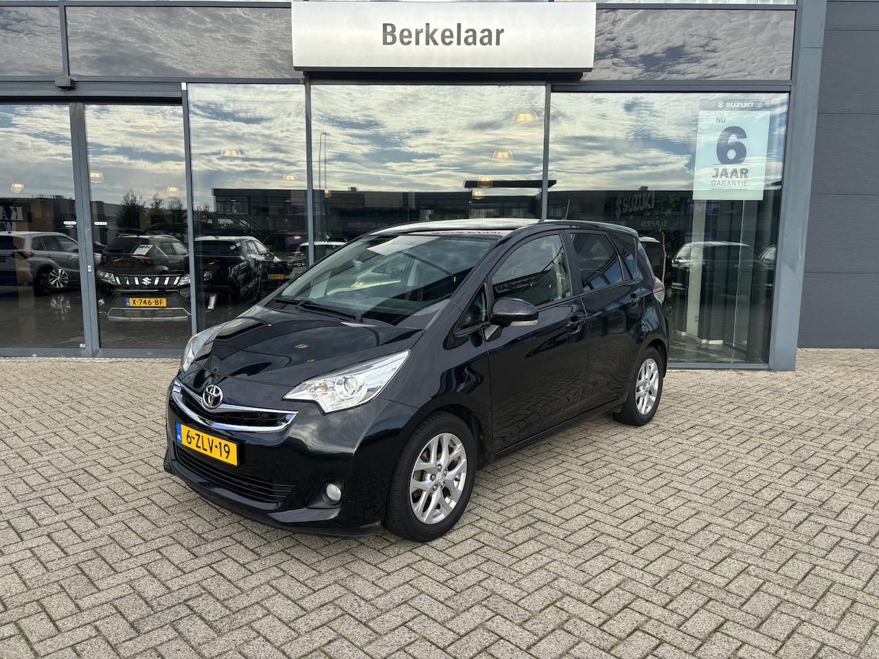 Toyota Verso S - 1.3 VVT-i Trend 1.3 VVT-i Trend - AutoWereld.nl