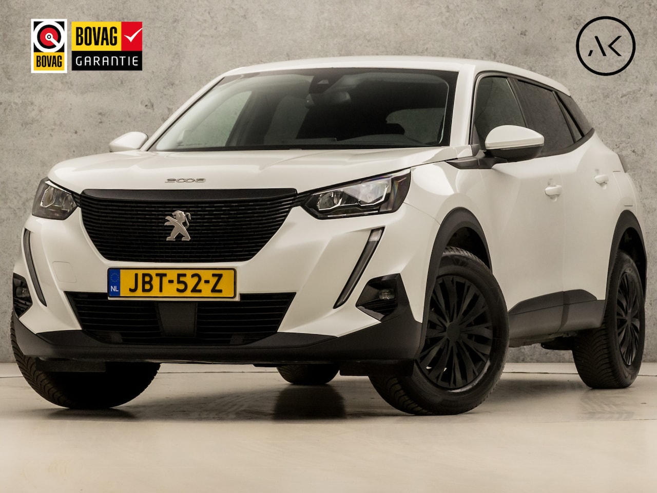 Peugeot 2008 - 1.2 PureTech Sport (APPLE CARPLAY, PARELMOER, GROOT NAVI, 360 CAMERA, GETINT GLAS, SPORTST - AutoWereld.nl