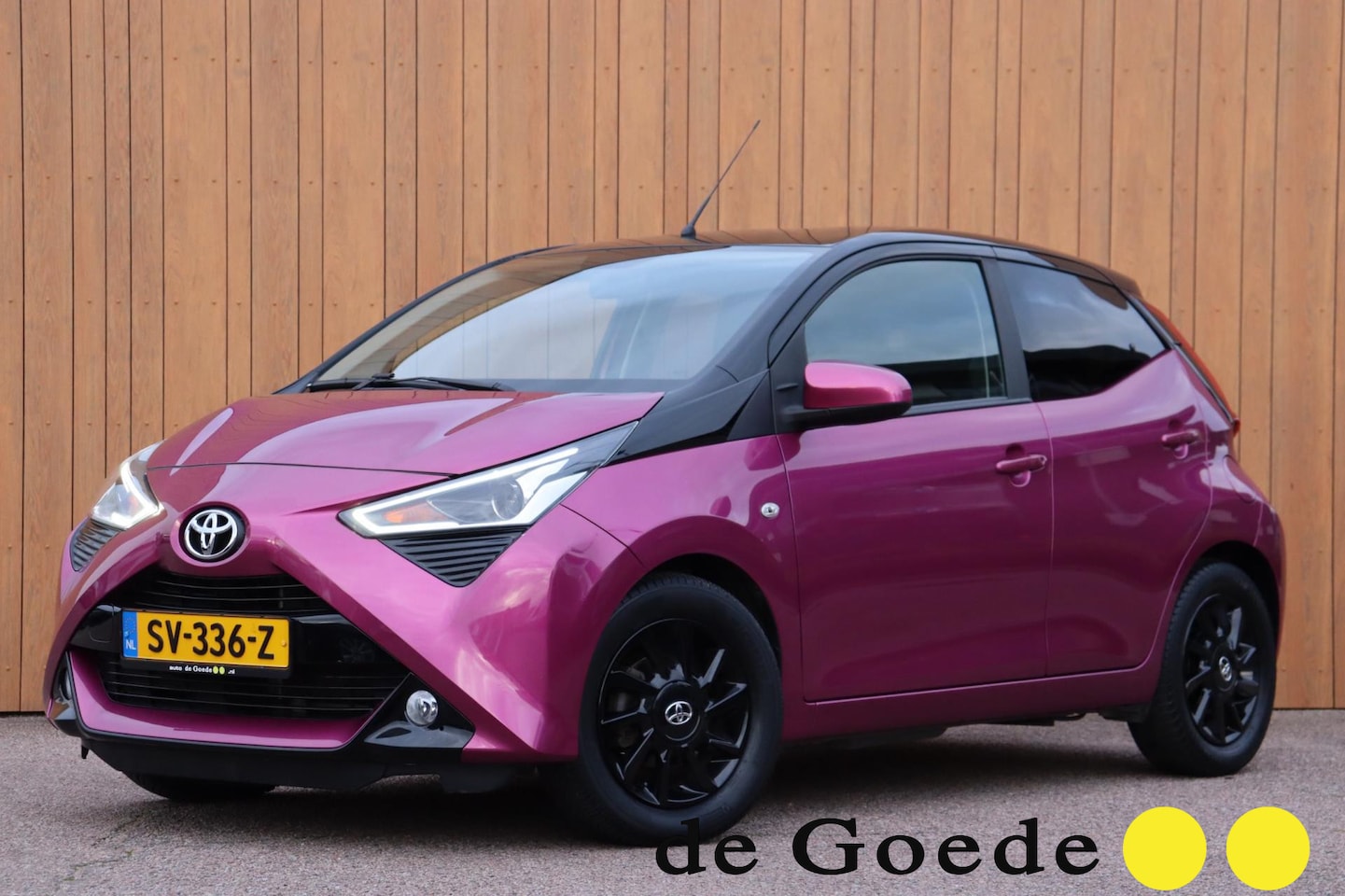 Toyota Aygo - 1.0 VVT-i x-cite org.NL a.camera afn.trekhaak - AutoWereld.nl