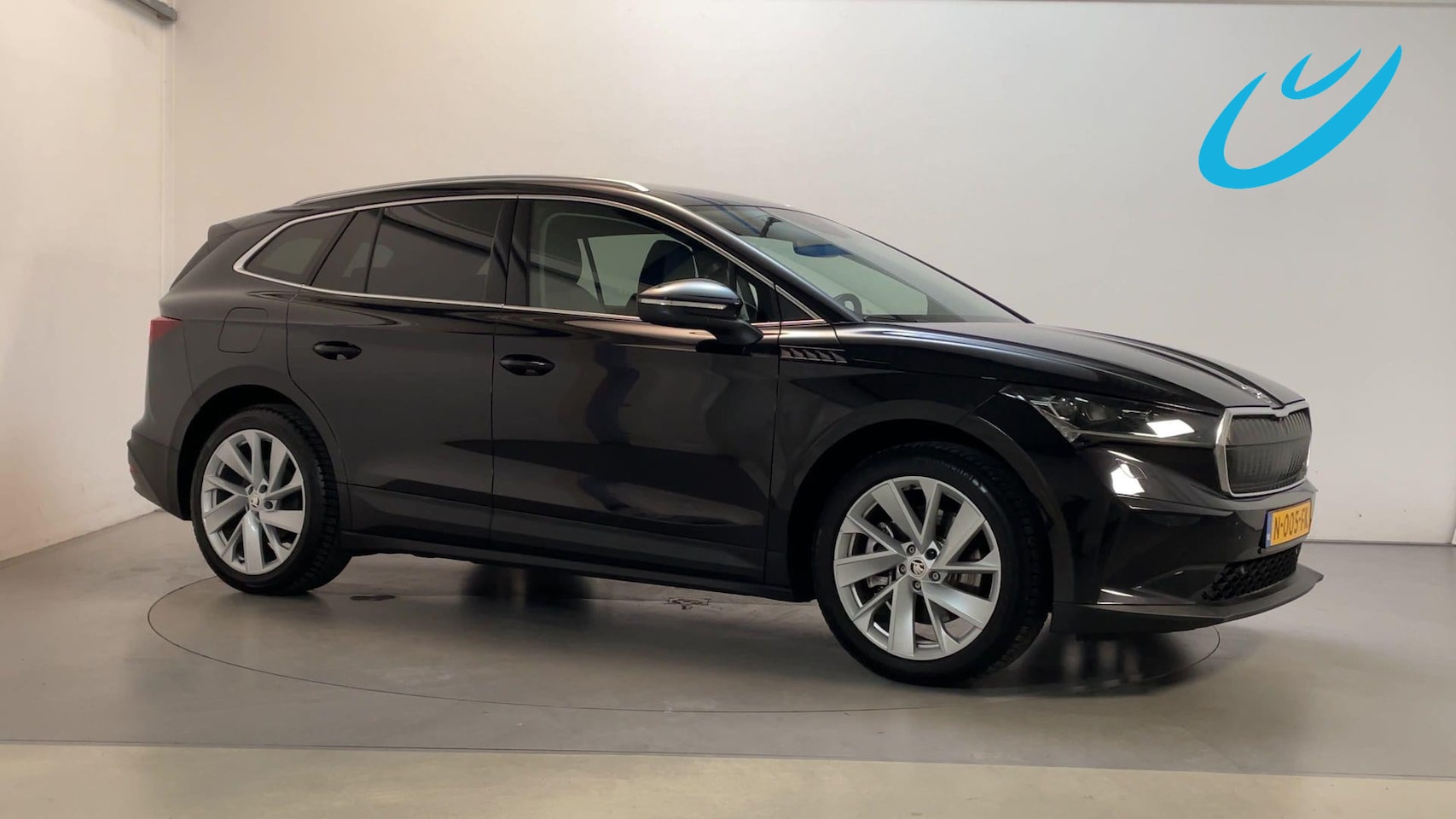 Skoda Enyaq iV - 80 Camera Navigatie Adaptive Cruise Sfeerverlichting - AutoWereld.nl