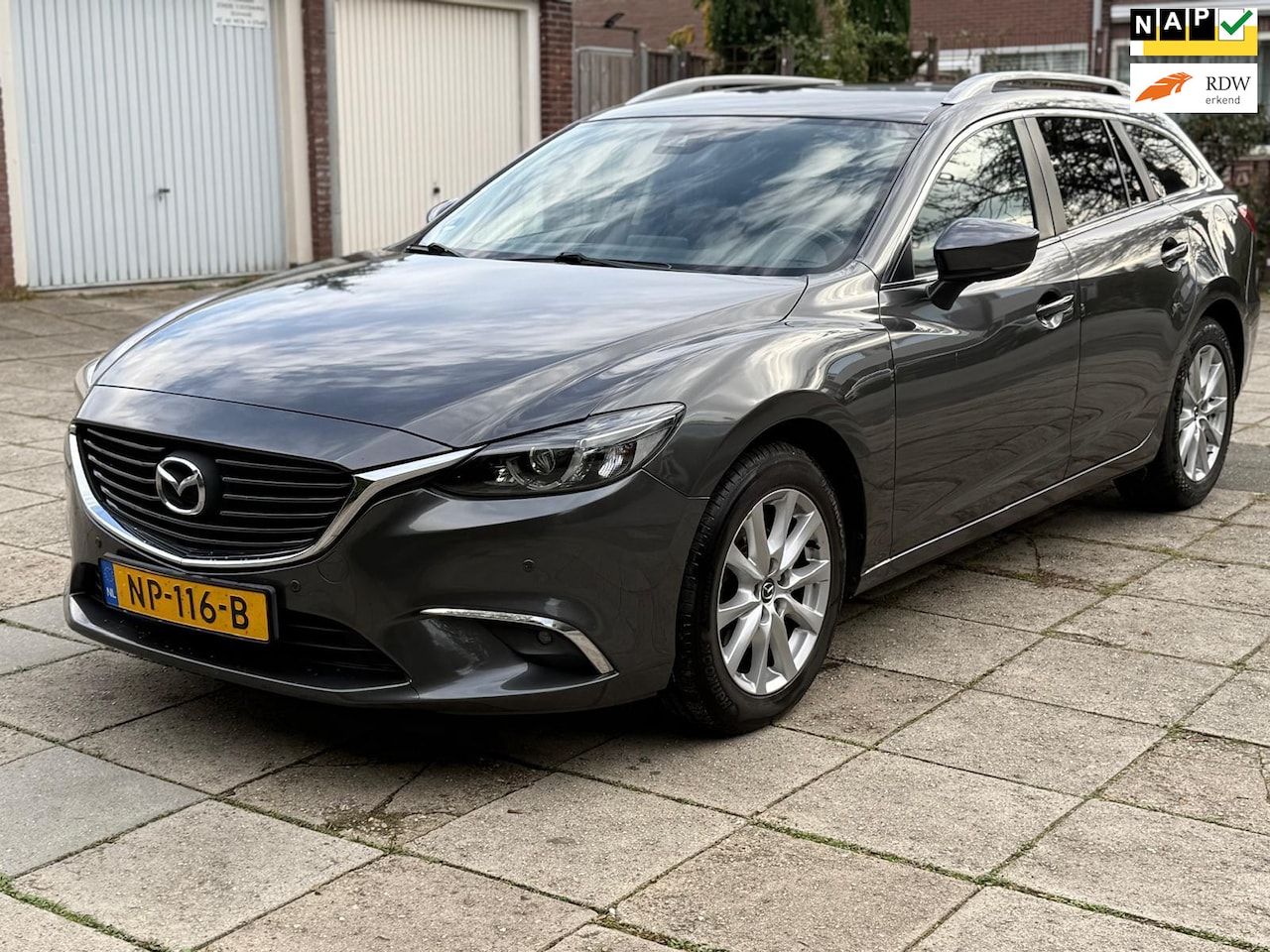 Mazda 6 Sportbreak - 2.0 SkyActiv-G 145 Skylease+ - AutoWereld.nl