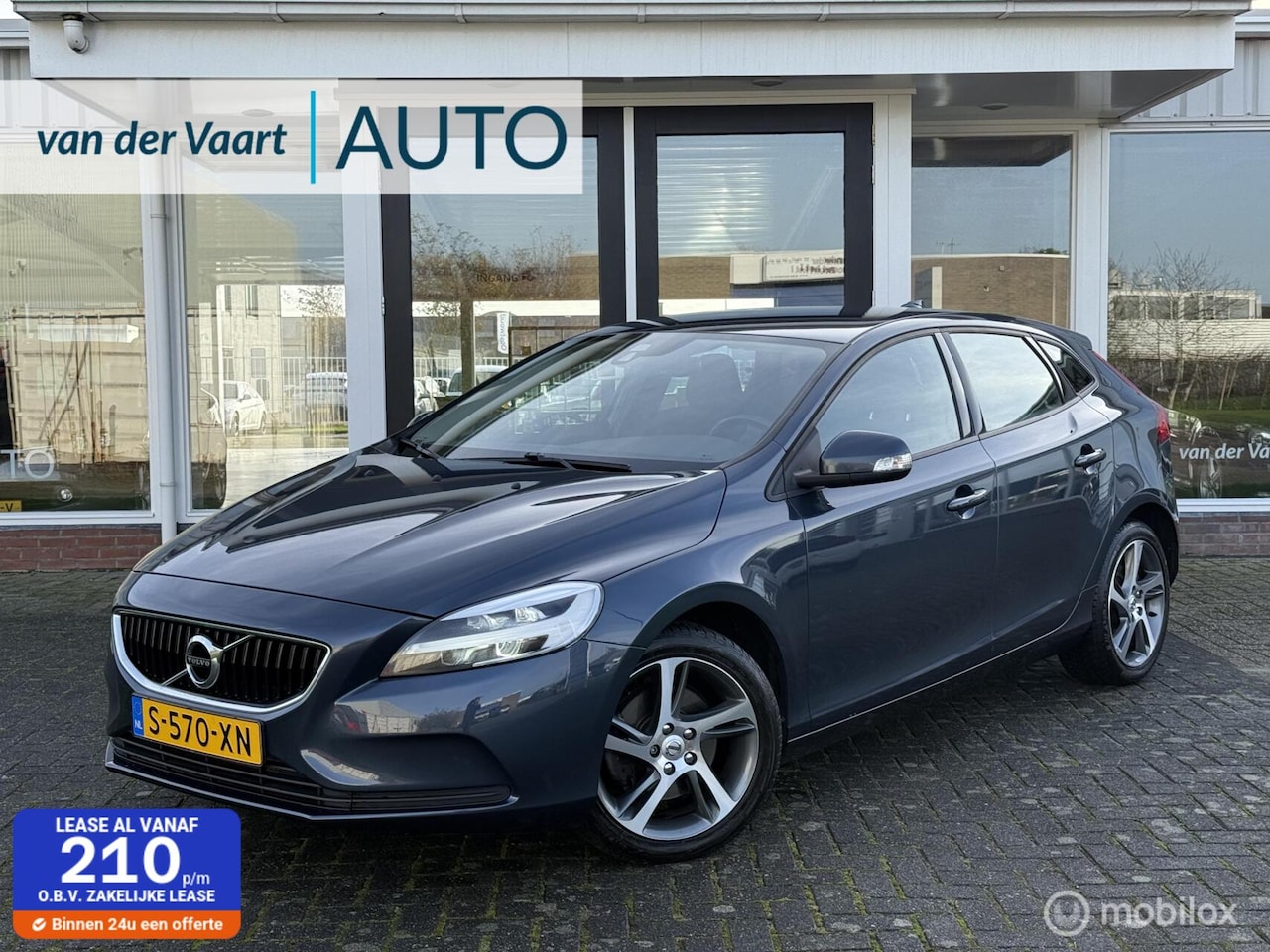 Volvo V40 - 2.0 T2 Kinetic / Facelift / Led / Trekhaak / Navi / PDC - AutoWereld.nl