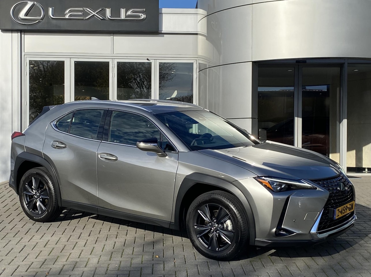 Lexus UX - 250h Comfort Line 250h Comfort Line - AutoWereld.nl