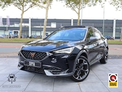 CUPRA Formentor - 1.4 e-Hybrid 245PK | Panodak | Keyless Go & Entry | Achteruitrijcamera | Elektrische koffe