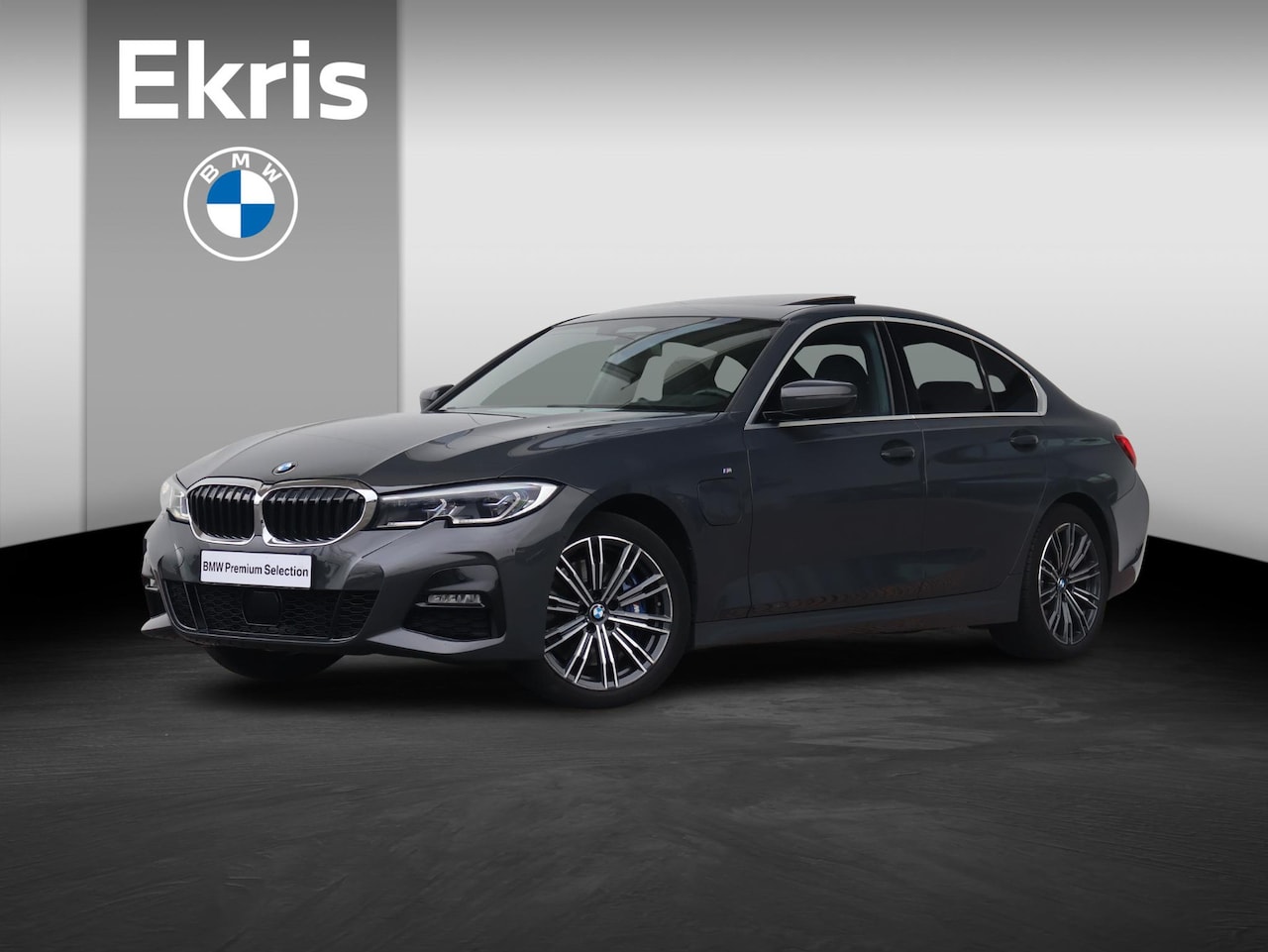 BMW 3-serie - 330e xDrive High Executive / M-Sportpakket / HIFI / Trekhaak / Extra Getint Glas / Schuif - AutoWereld.nl