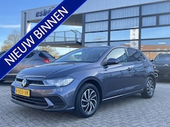 Volkswagen Polo - 1.0 TSI 95 Pk Life Business Navigatie Led koplampen Carplay Android Lm Velgen ACC Parkeers