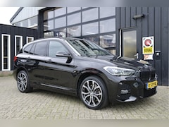 BMW X1 - xDrive20d High Executive M-Pakket Automaat | Dealer Onderhouden | Pano | Camera | LED | Le
