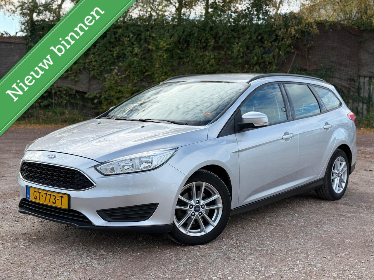 Ford Focus Wagon - 1.0 Trend Edition CRUISE PSENSOR AIRCO NAVI - AutoWereld.nl