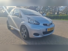 Toyota Aygo - 1.0-12V Comfort Navigator