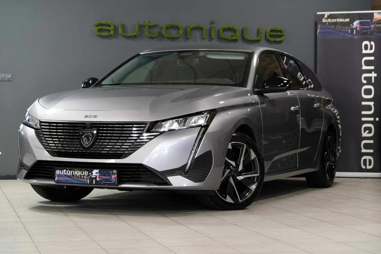 Peugeot 308 SW - 1.2 PureTech Allure Pack Business *28.984km* Navi/Adaptieve Cruise/Camera/ADAS/MirrorScree - AutoWereld.nl