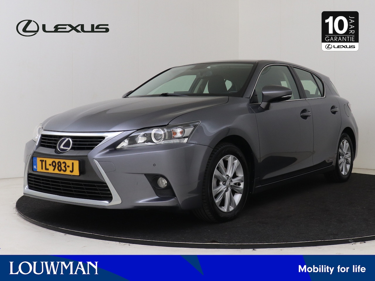 Lexus CT 200h - Business Line | Navigatie | Parkeersensoren | Bluetooth | - AutoWereld.nl