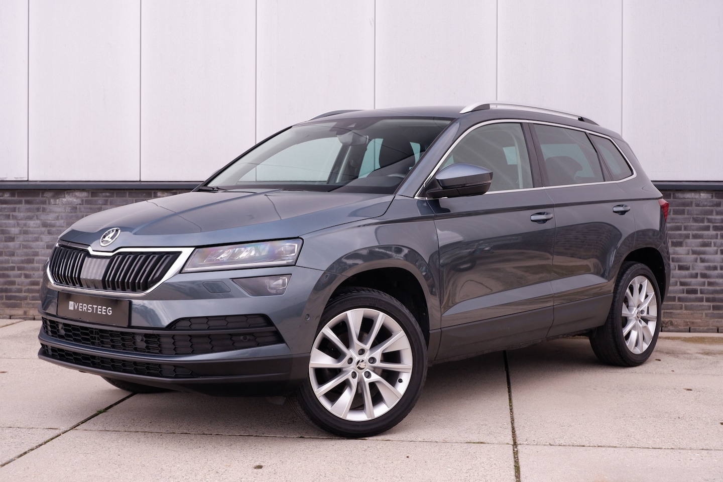 Skoda Karoq - 1.5 TSI ACT Style | LED | Elek. Trekhaak | Navi | Carplay | Camera | Virtual Cockpit - AutoWereld.nl