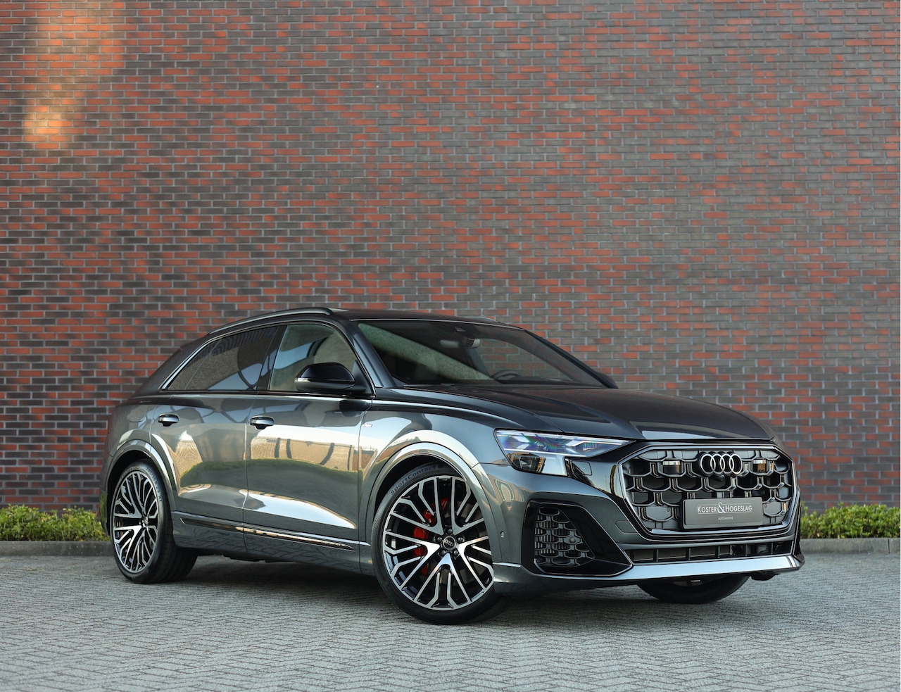 Audi Q8 - 60 TFSI e Quattro Pro Line S Competition | B&O - Trekhaak - Pano - SoftClose - Massage - AutoWereld.nl