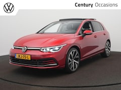 Volkswagen Golf - 1.4 eHybrid Style Panoramadak - Trekhaak - Clima - Camera