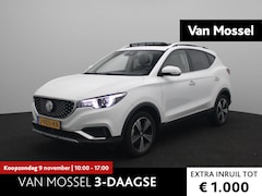 MG ZS - EV Luxury 45 kWh | 1e-Eigenaar | Navi | Panoramadak | Leder | Camera | Apple CarPlay |