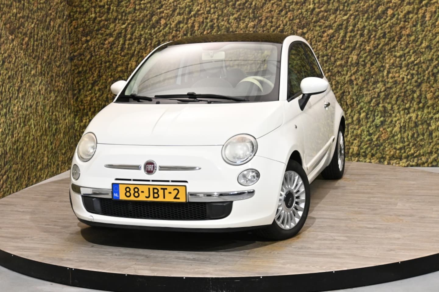 Fiat 500 - 1.2 Lounge Automaat | Airco - AutoWereld.nl