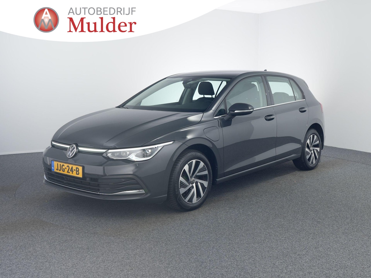 Volkswagen Golf - 1.4 eHybrid Style Winterpakket | IQ Drive | Memory Seats | - AutoWereld.nl
