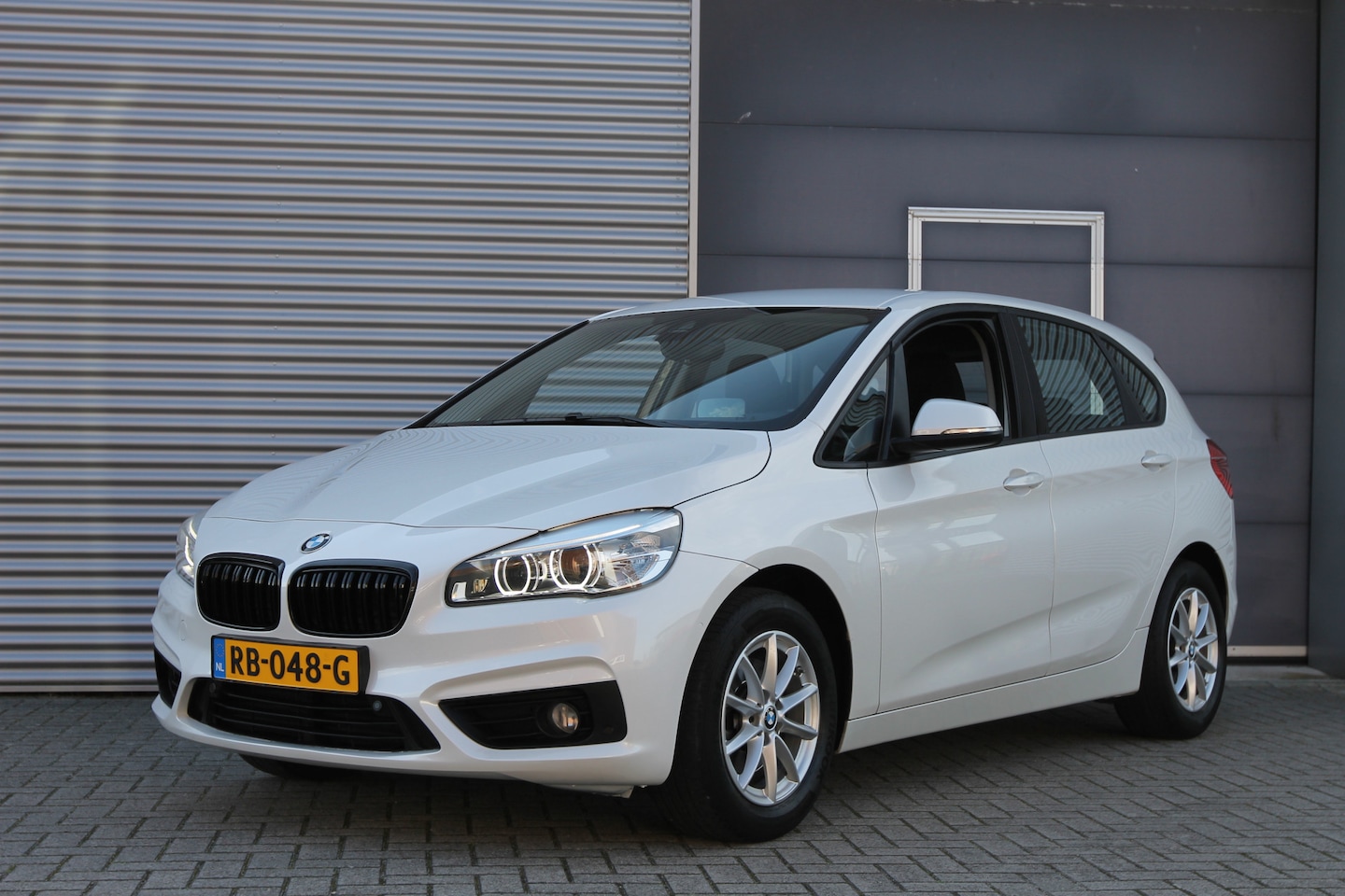 BMW 2-serie Active Tourer - 218i Corporate Lease Executive I Aut. I Navi I Climate Control I HUD - AutoWereld.nl