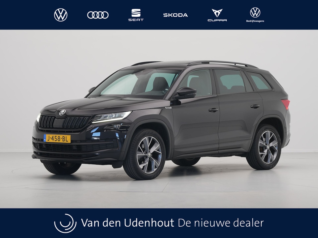 Skoda Kodiaq - 1.5 TSI 150pk Sportline Business Panorama Camera Stoelverwarming Acc Carplay - AutoWereld.nl