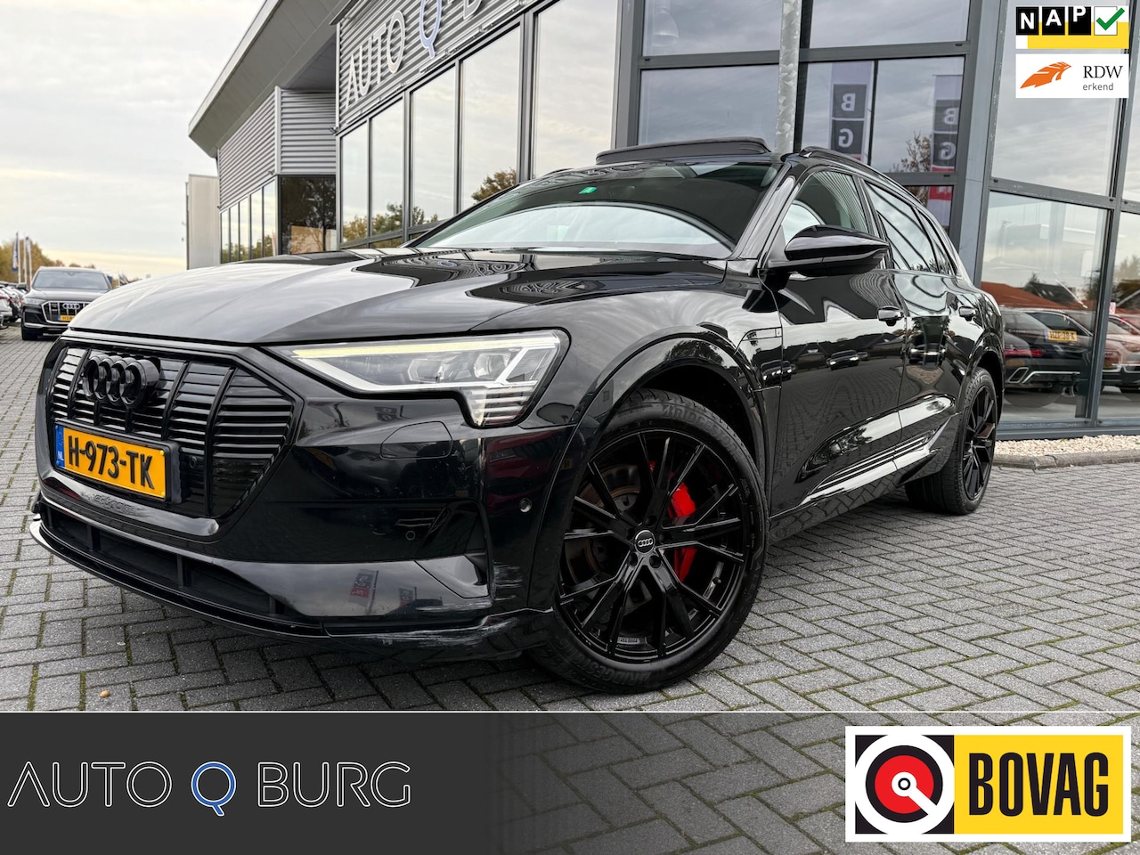Audi e-tron - E-tron 50 quattro Launch edition plus 71 kWh | Full black | Panoramadak | Leder | 21” LMV - AutoWereld.nl
