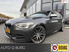 BMW 1-serie - M135i xDrive High Executive | Automaat | Panorama dak | Camera | Harman & Kardon | PDC | C