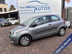 Toyota Yaris - 1.3 VVTi Terra