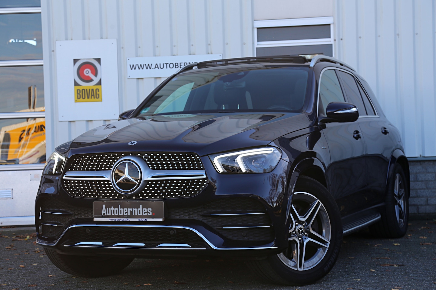 Mercedes-Benz GLE-Klasse - 350 e PHEV Plug in 4MATIC AMG*Perfect MB Onderh.*BTW*1ste Eig*Luchtvering/Pano/ACC/360/Sto - AutoWereld.nl