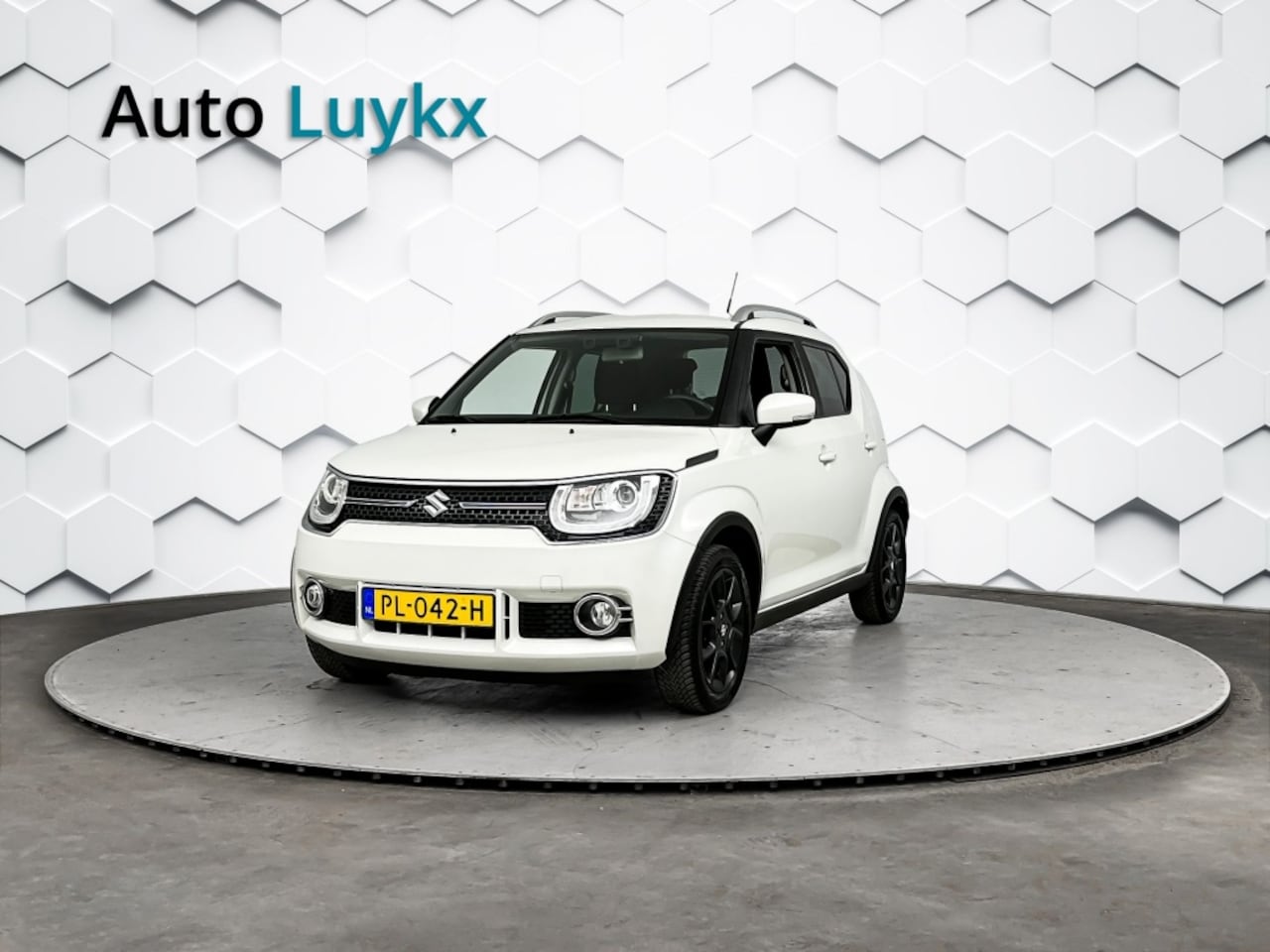 Suzuki Ignis - 1.2 Stijl Smart Hybrid | Navigatie | Cruise Control | Trekhaak - AutoWereld.nl