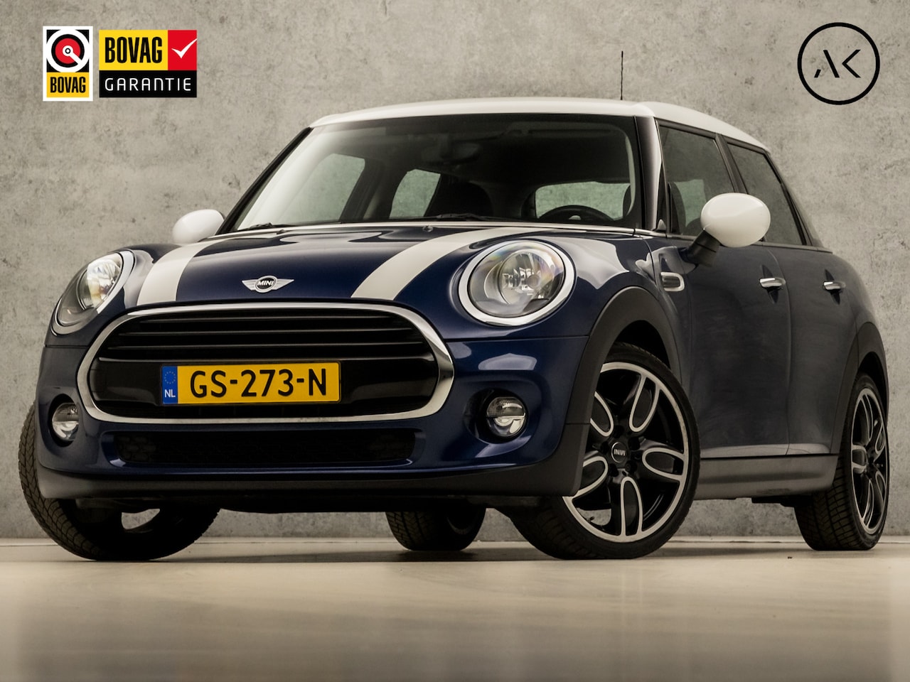MINI Cooper - Mini 1.5 Sport (5 DEURS, LOGISCH NAP, GROOT NAVI, PARKEERSENSOREN, SPORTSTOELEN, LM VELGEN - AutoWereld.nl