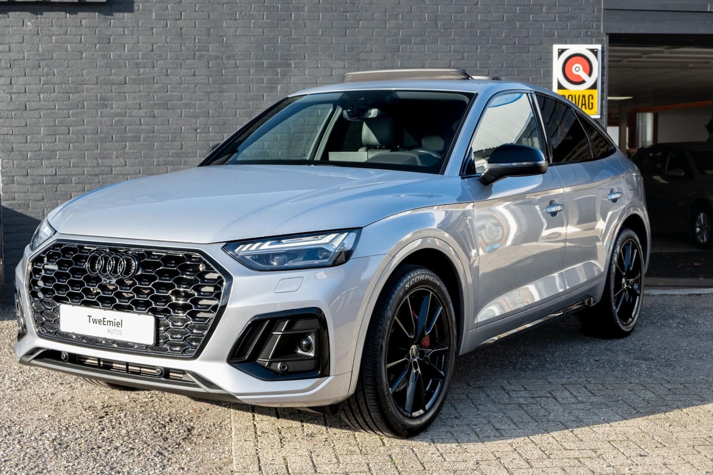 Audi Q5 Sportback - 55 TFSI e S-line | Pano | Matrix | Luchtvering - AutoWereld.nl