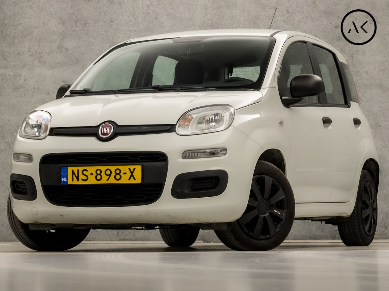 Fiat Panda - 0.9 TwinAir Design (5 DEURS, AIRCO, SPORTSTOELEN, ELEK RAMEN, NIEUWE APK, NIEUWSTAAT) - AutoWereld.nl