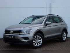 Volkswagen Tiguan - 1.4 TSI Comfortline Executive