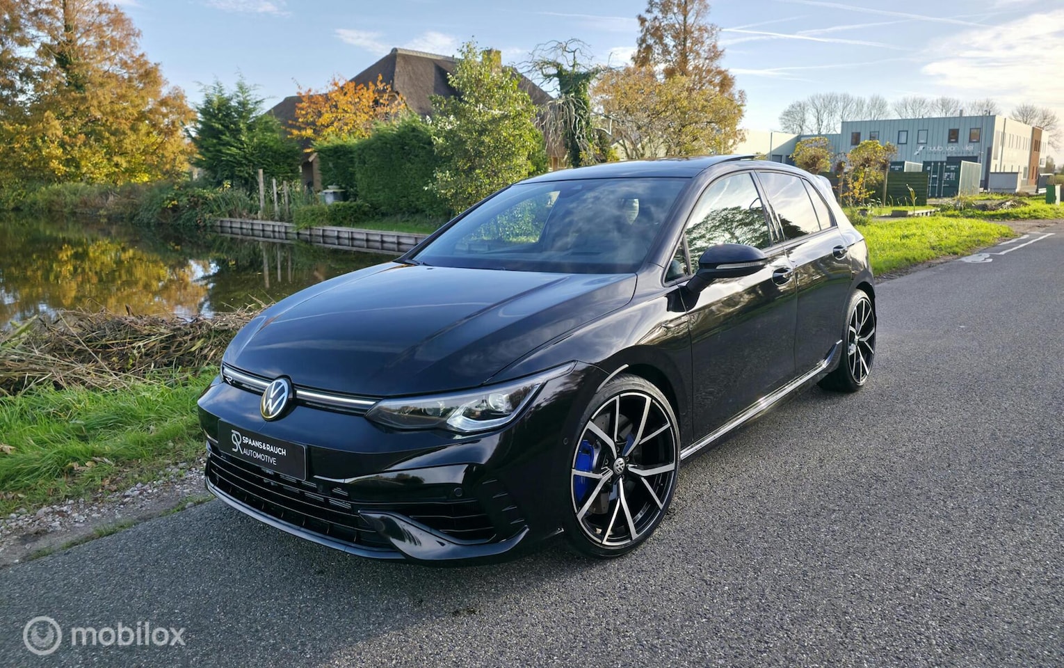 Volkswagen Golf - 2.0 TSI 4Motion R / Akra / Pano / Leder / HK - AutoWereld.nl