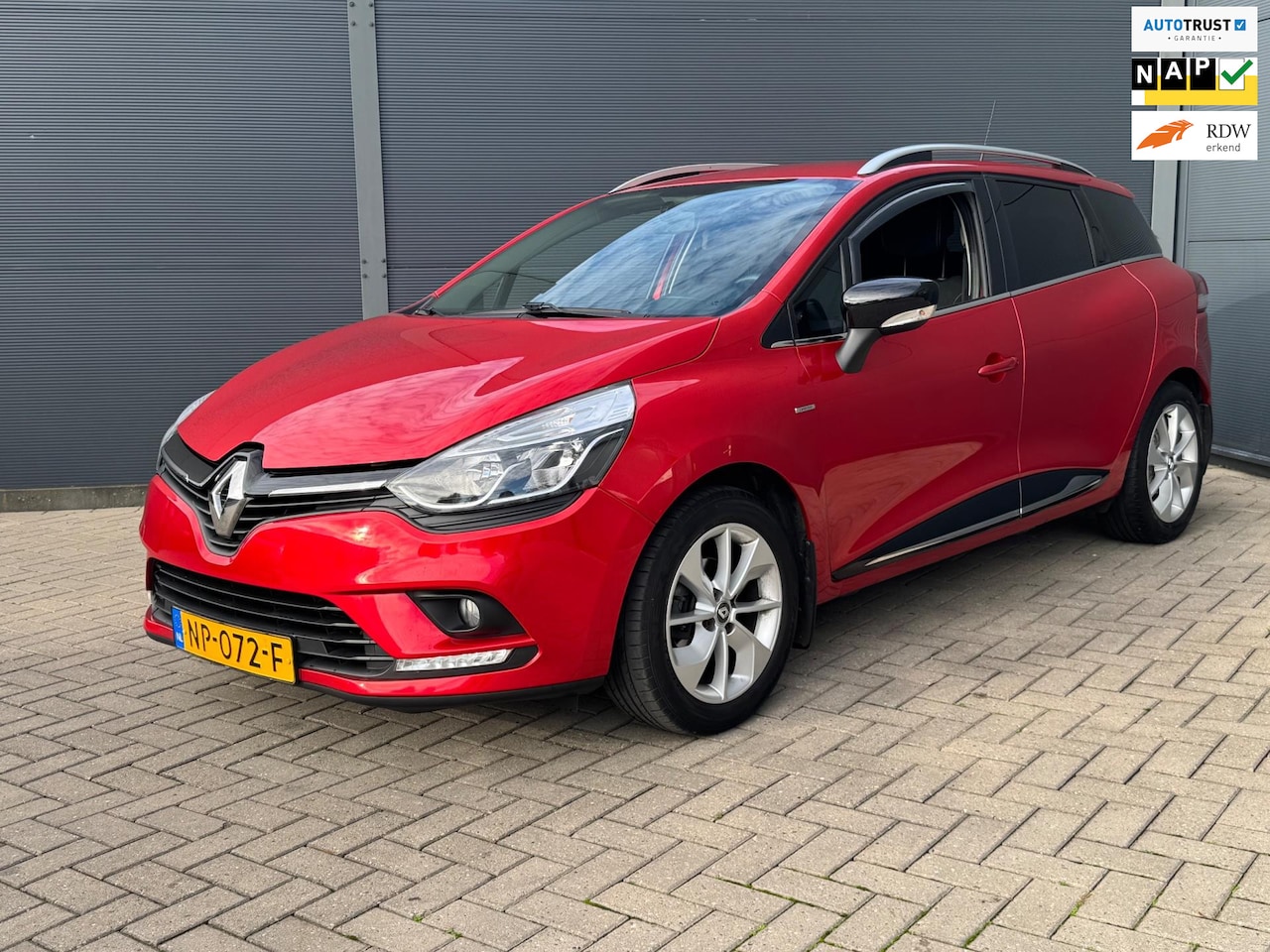 Renault Clio Estate - 0.9 TCe Limited / Navi / Nap / Pdc - AutoWereld.nl