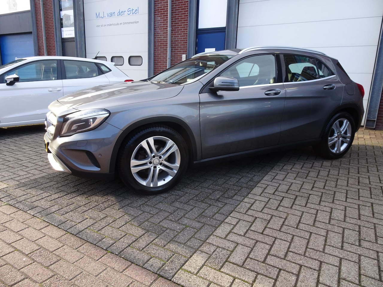 Mercedes-Benz GLA-Klasse - 200 Ambition NL auto - AutoWereld.nl