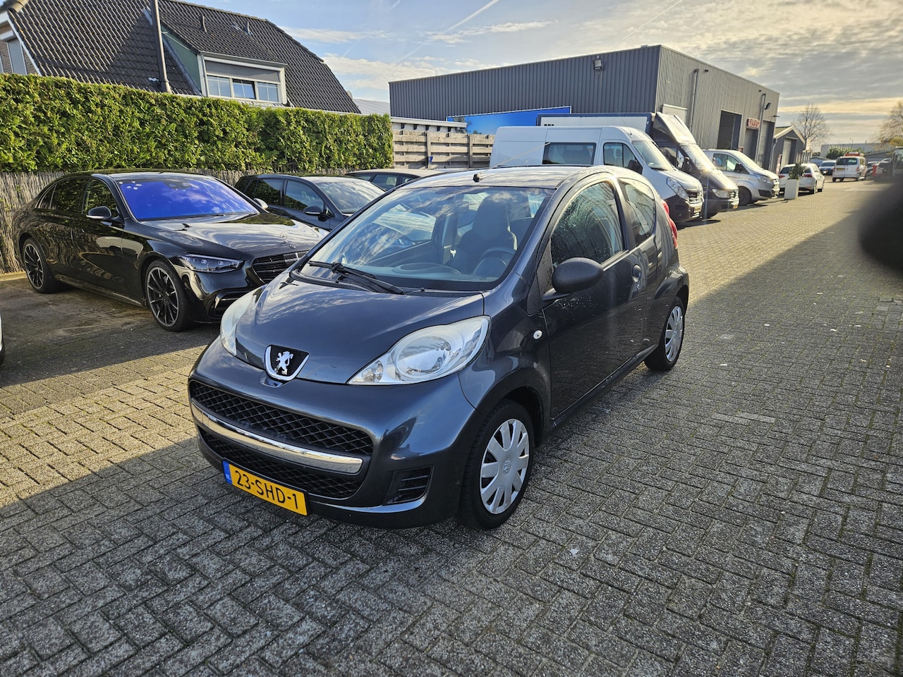 Peugeot 107 - 1.0-12V XR 1.0-12V XR - AutoWereld.nl