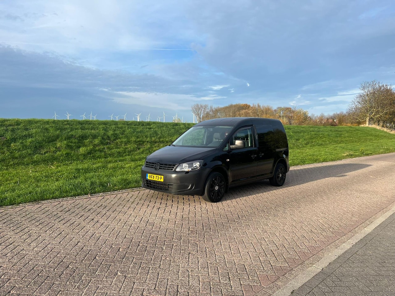 Volkswagen Caddy - 1.6 TDI BMT Automaat Airco Cruise 2x Schuifdeur Stoel Verwarming - AutoWereld.nl