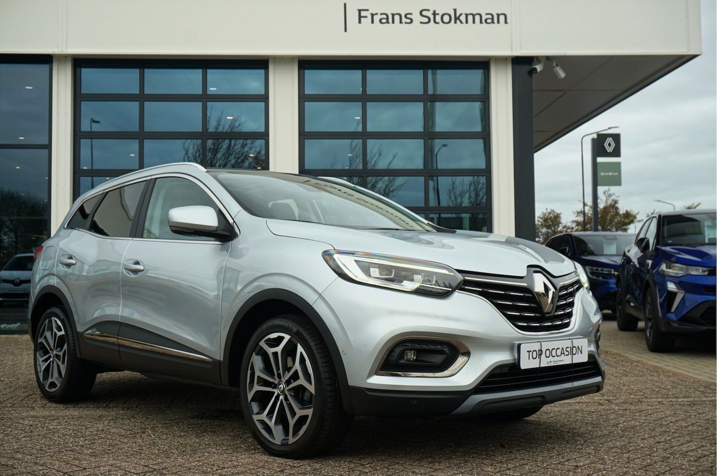 Renault Kadjar - 1.3 TCE 140 EDC Intens Techno, Panoramadak - AutoWereld.nl